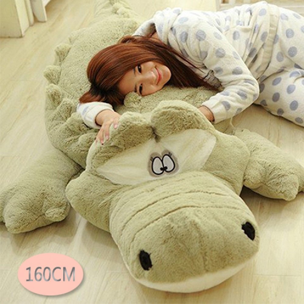 優質蓬鬆PP棉，細緻柔軟耐水洗不怕蟲蛀，更安心接觸超萌鱷魚，你最棒的好夥伴