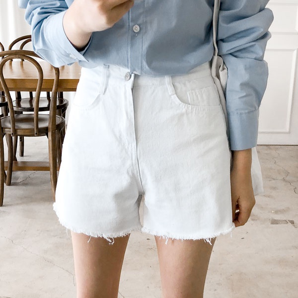 自然鬚邊A字高腰短褲