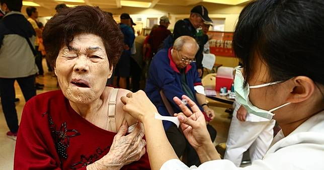 第一階段非老人、嬰幼兒　公費流感疫苗今天開打