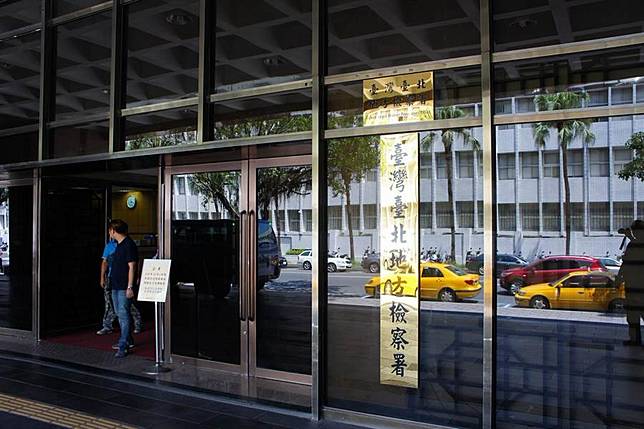 檢警破不開手機　偷拍狼只好不起訴
