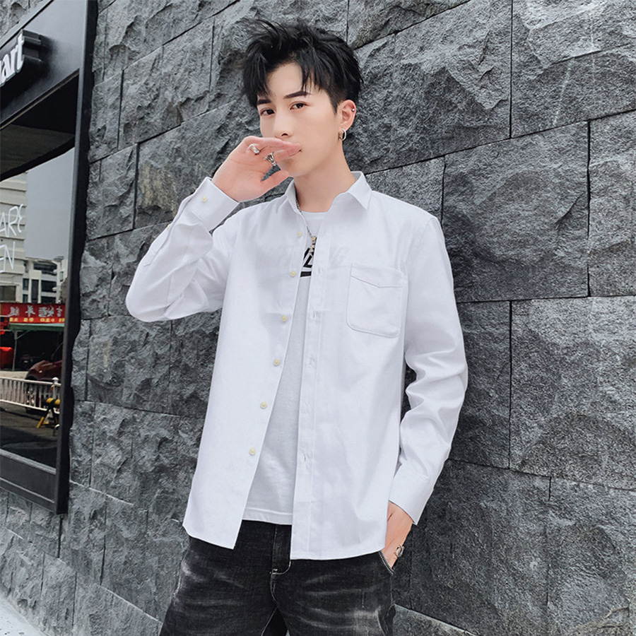 尺寸數據 選購代號 版型大小 衣長 衣寬 肩寬 袖長 M 5號 70 50 42 61 L 6號 71 52 43.5 62 XL 7號 73 54 45 63 XXL 8號 75 56 47 64 