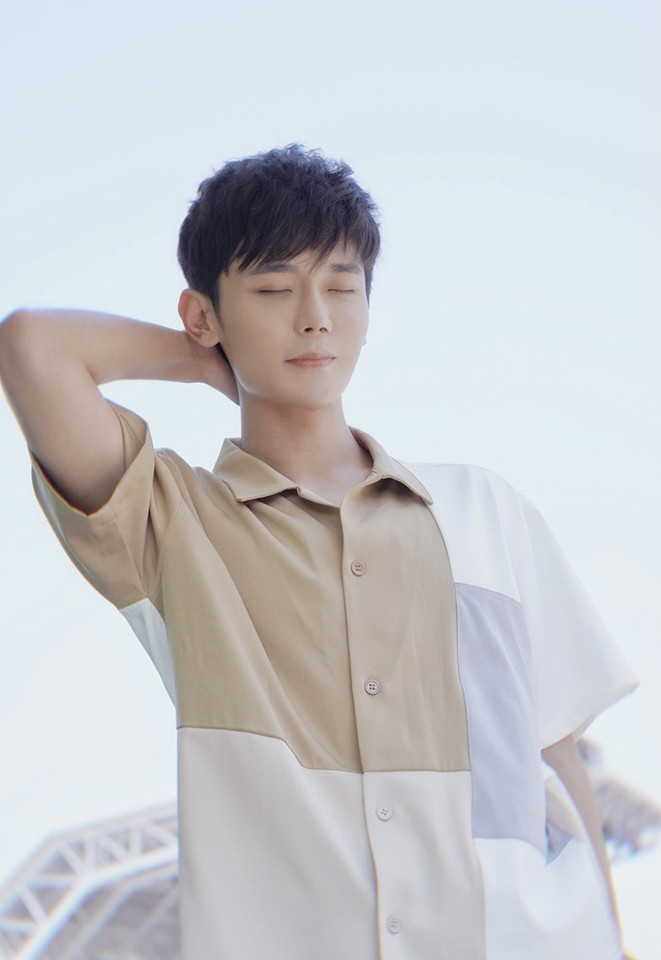 熱播古裝甜寵劇古裝男神3：余凱寧 飾演《絕世千金完結篇》江軒宇