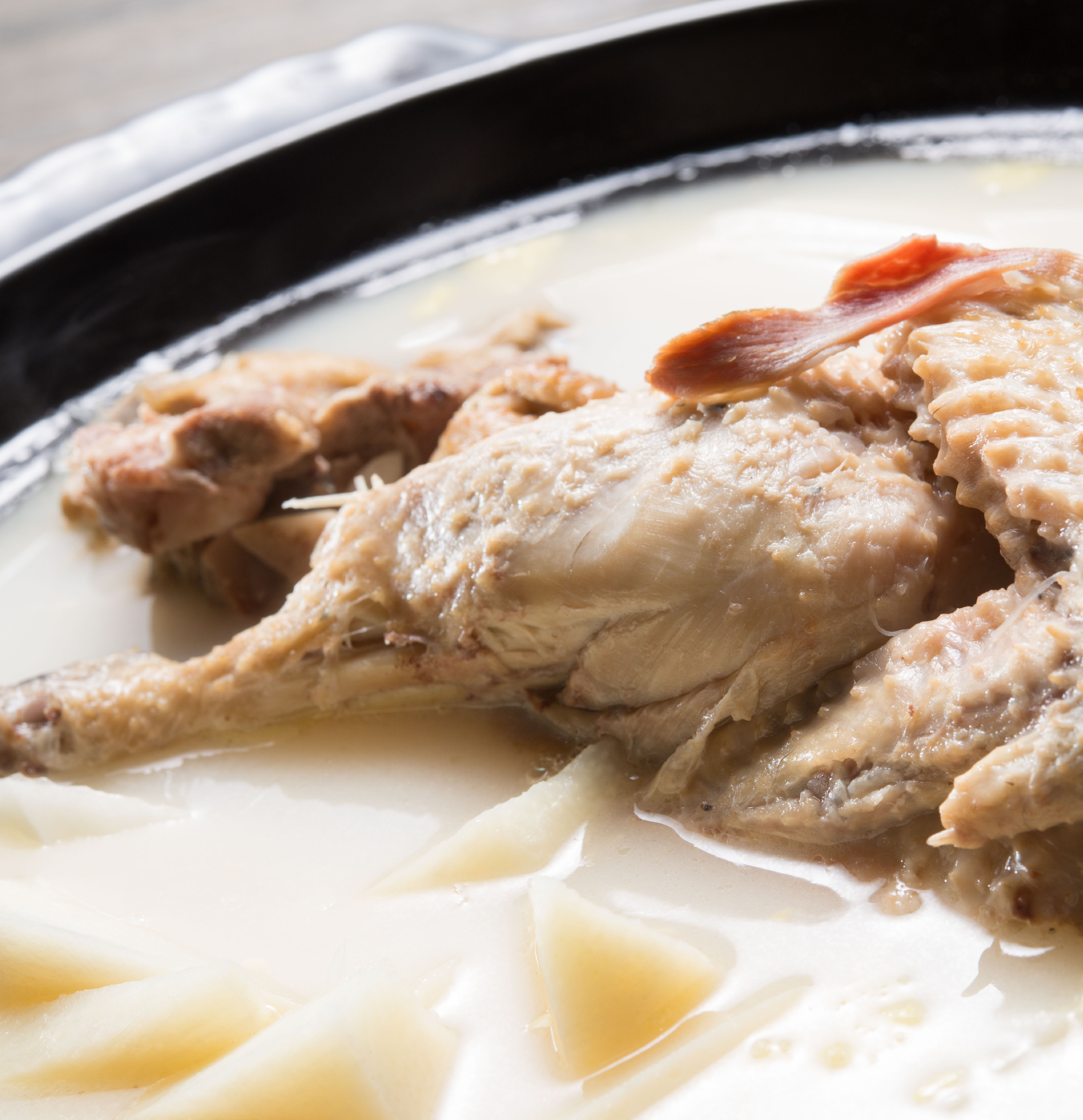 LEO煨土雞濃湯 1600g★2019圍爐火鍋推薦