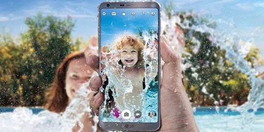 LG G6 Terbukti Tangguh: Tahan Digores, Dibengkokkan dan Dibakar