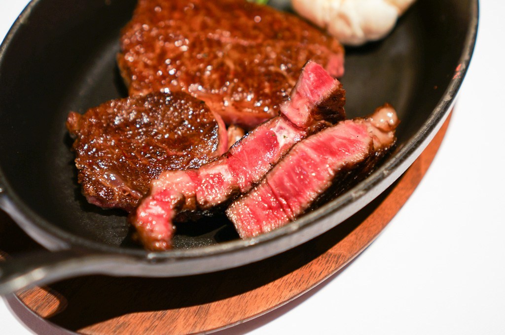 MEATGQ, 橡木炙燒牛排館, 南屯區美食, 台中牛排館, 鄧有癸, 牛排教父, 台中乾式熟成