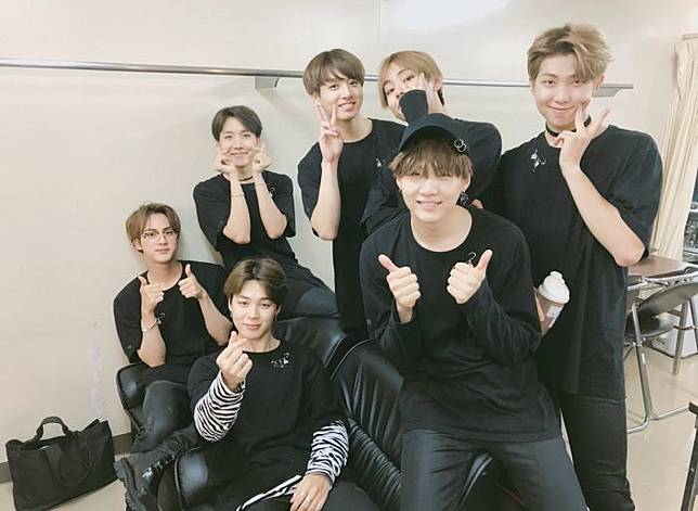 15 Meme BTS Paling Lucu yang Cuma Dipahami Sama ARMY Sejati