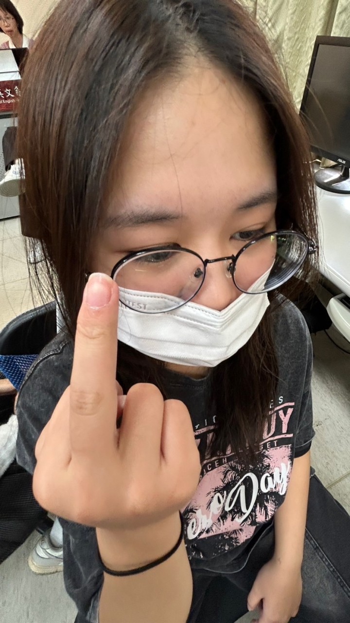 弱智男團