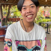 สาวโอลีฟมักส้มตำ