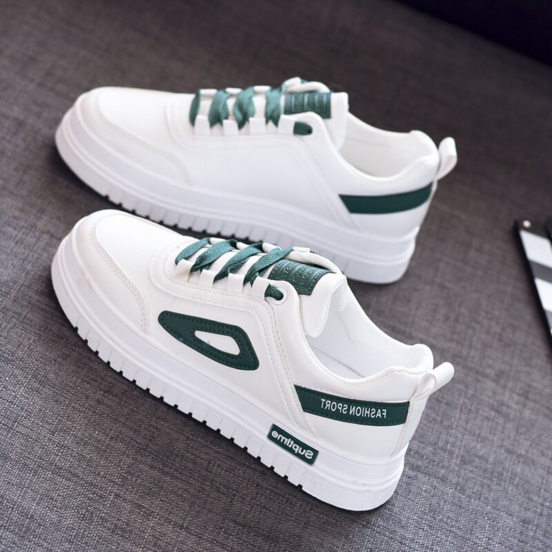 小白鞋女2021新款春夏季百搭透氣板鞋厚底老爹鞋爆款運動休閑白鞋