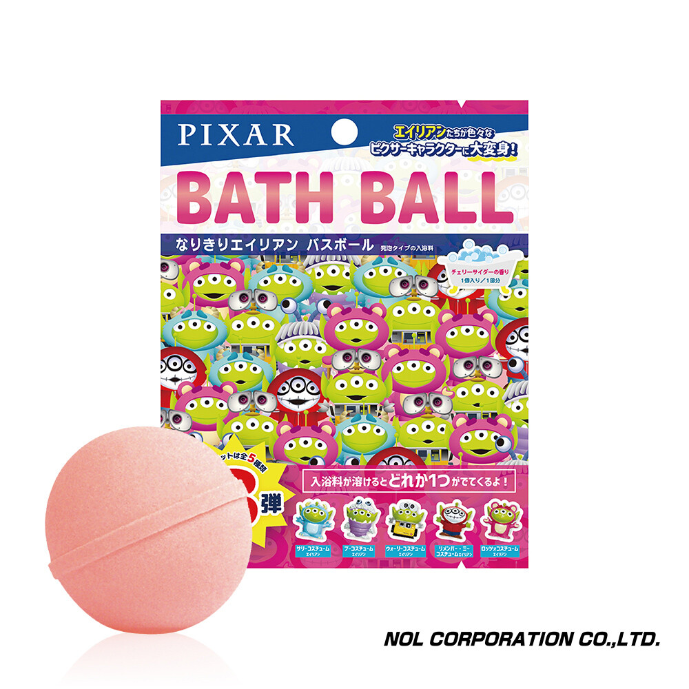 超人氣迪士尼動畫電影人物! 三眼怪變身各種皮克斯經典角色! 超可愛的變身小公仔~等您來收集~ 每個入浴球都內含1個小公仔共有5種角色採隨機出貨就讓我們一起收集吧! 將入浴球放入水中等溶化後小公仔就會浮