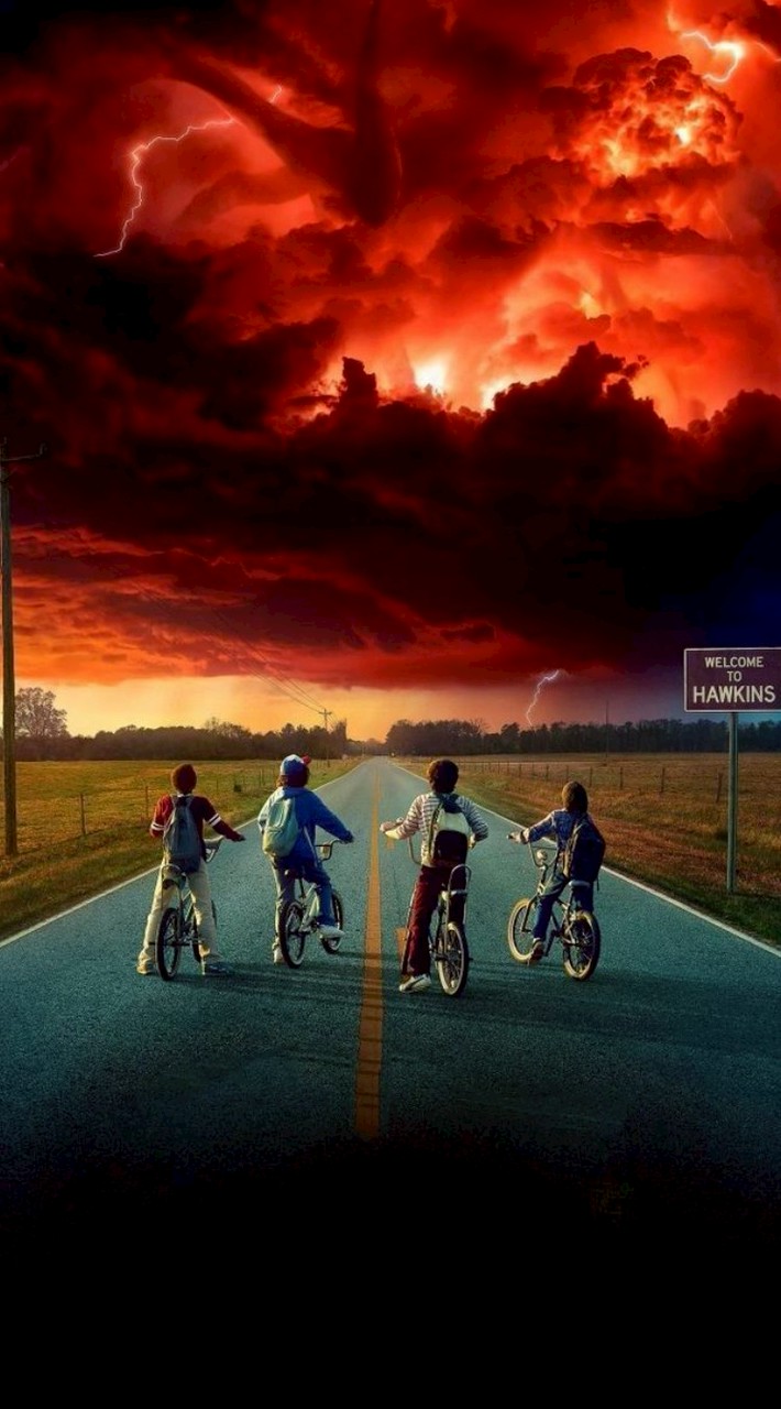 STRANGER THINGS FANS | TH