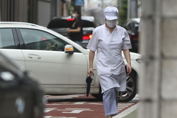 小室佳代さん 職場復帰 も 2年ぶりの母子同居は実現せず