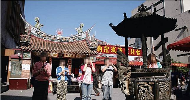 【邪術聲樂家2】陰廟念咒燒照　城煌爺也怒：天理不容