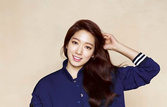 7 Aktor dan Aktris Terkenal Korea yang Hampir Aja Debut Jadi Idol