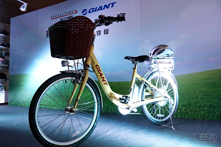 遠傳聯手捷安特推電動自行車優惠，月繳 1399 元電動自行車 2980 元騎回家