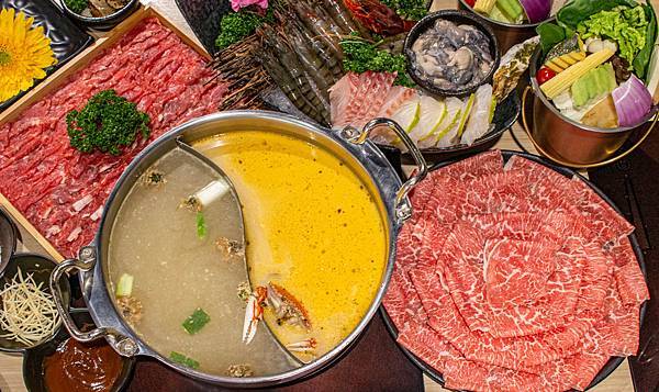 【台北美食】東雛菊風味鍋物-獨家研製！用松露與蟹黃做成濃郁、香氣四溢的松露蟹黃湯頭！