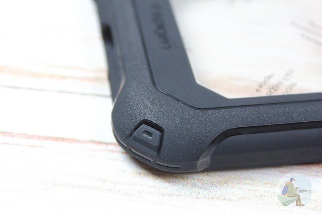 Spigen手機保護殼