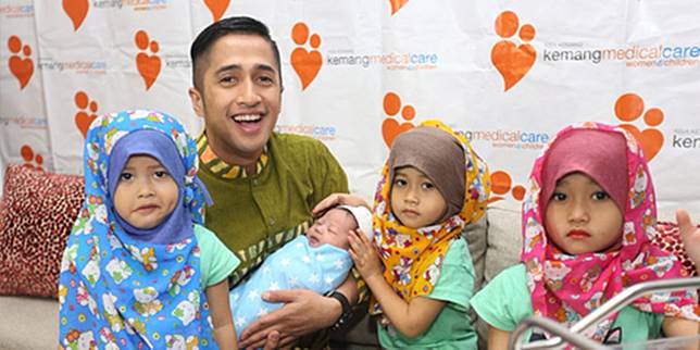 10 artis dan anak kembarnya