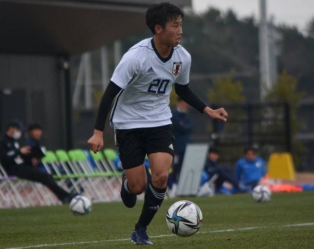 フロンターレでも露呈している守備が課題だったけど J１王者の高卒ルーキーが攻守両面で躍動 会心の一撃で手応えも サッカーダイジェストweb