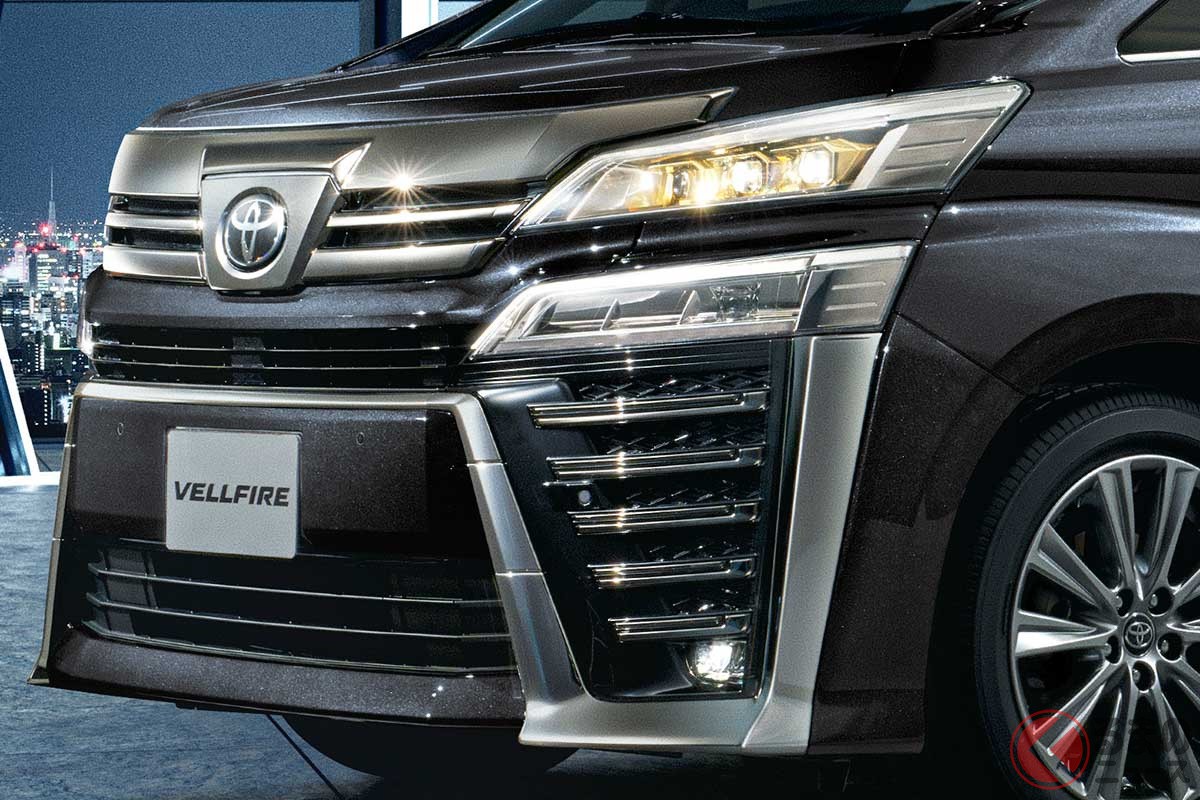 眩しい 迷惑ランプ 視界良好時に リアフォグ点灯 は問題なし 違反と見なされる行為とは くるまのニュース