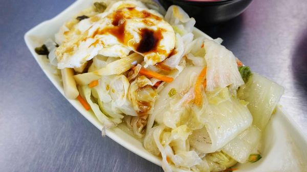 【台中美食】王家香雞肉飯-CP值超高！便宜又美味的小吃店