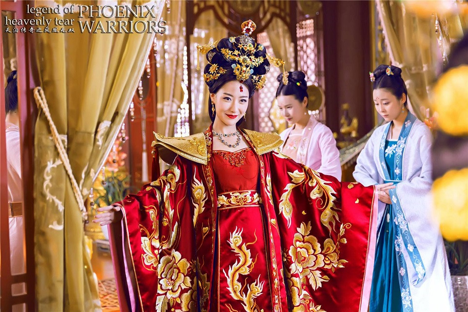 《乘風破浪的姐姐》心機女反派角色1：白冰《天淚傳奇之鳳凰無雙》