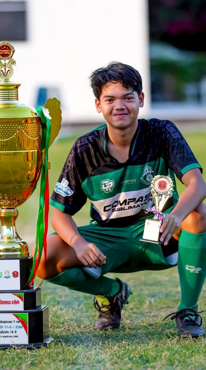 ด้อมแฝดซอไซหมอนทอง💚🤍