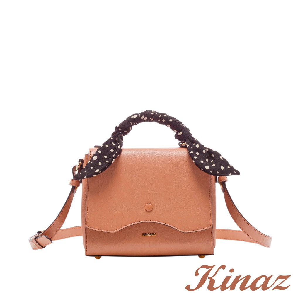 可愛貓耳朵造型掀蓋設計彷彿有隻貓咪在跟妳玩躲貓貓包側硬挺皮革立體包覆設計後幅插袋可放置悠遊卡可拆式質感皮革斜背帶內有貓咪造型織帶問號釦鑰匙/票卡夾輕鬆拿可拆綁帶可肩背隱藏版揹法產地中國尺寸-長* 上 