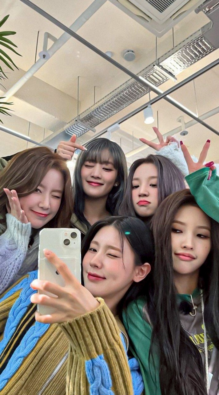 Kpopの聊天天地✨️(免宣拐）
