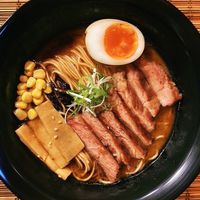 Gyusaka ราเม็งเนื้อ / หมู