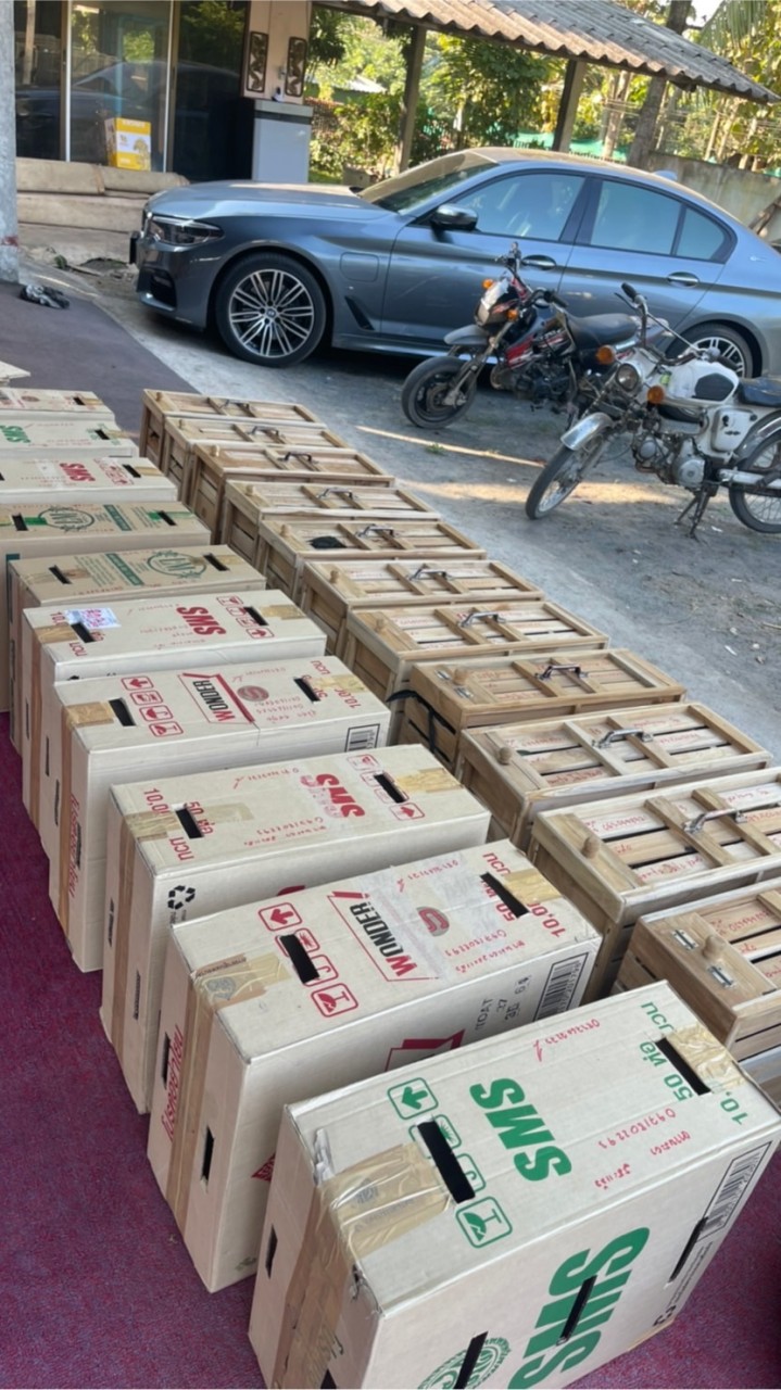 กลุ่มประมูล พญาหงษ์สา