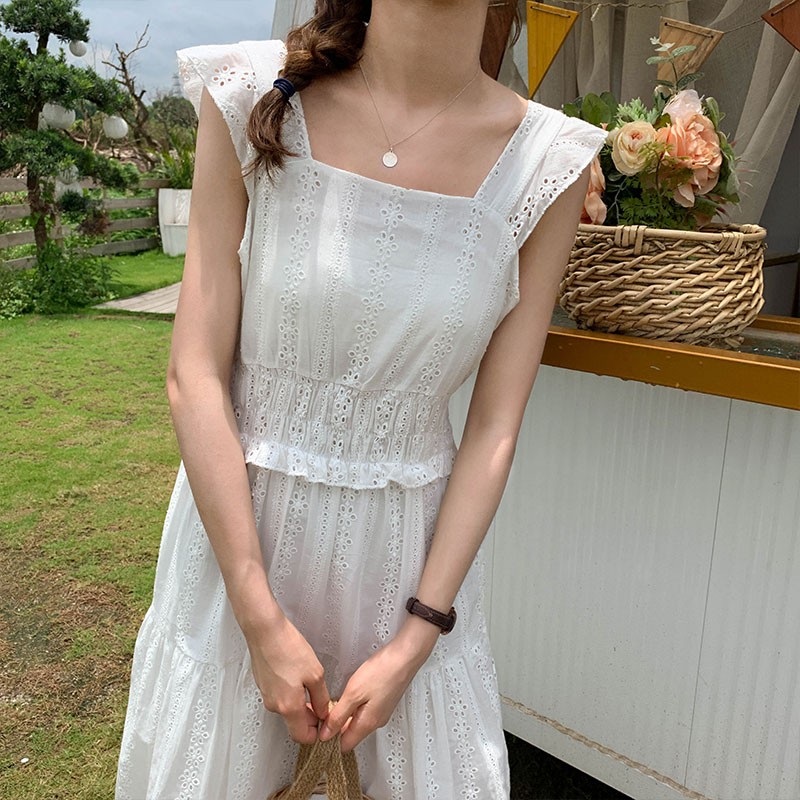 28935 精緻花朵鏤空小飛袖氣質洋裝 吊帶裙 連衣裙 白裙 中長款度假小洋裝