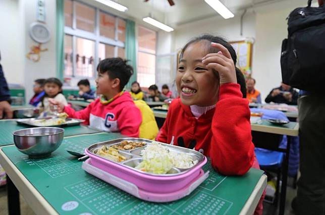 國產四章1q農產品推動至金門學童 國中小安全品質營業午餐同步執行 勁報 Line Today