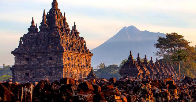 Berebut Takhta Mataram Kuno Historia Id Line Today