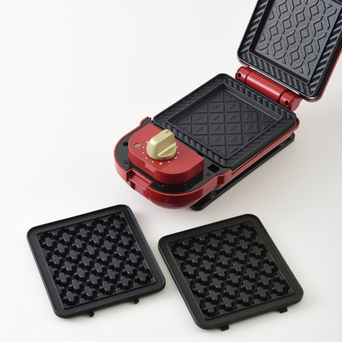 BRUNO 熱壓三明治機一機多用另外能搭配 各種烤盤讓料理有更多創意與可能