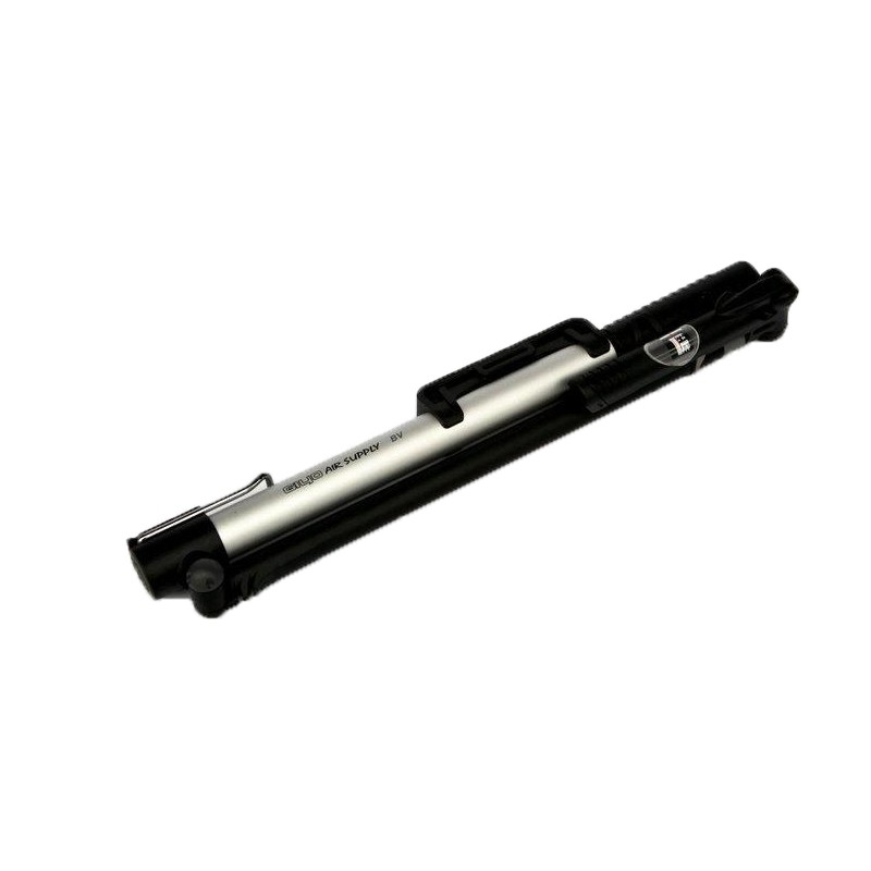 如果沒裝杯架的話，可以裝在杯架孔上；或是將利用束帶將固定座綁在車管上，打氣筒可以隨取下使用台灣製造 附束帶及杯架固定座，可固定在車管上或杯架孔上 本商品為原廠包裝，品質有保障本店銷售GIYO各類打氣筒