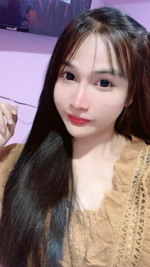เอฟซีนุ้งตี้ แก้มป่อง🦋💕