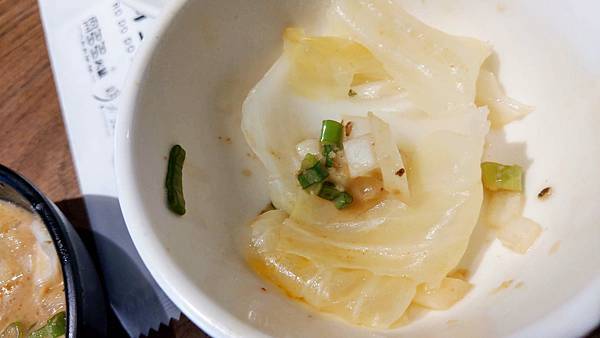 【台北美食】肉多多火鍋古亭旗艦店-最低不到400元蔬菜、副餐、冰淇淋無限量吃到飽！壽星送肉蛋糕！