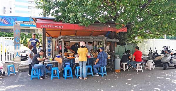 【台北美食】40年中崙甜不辣攤-沒有店名沒有招牌的40年老字號路邊攤美食