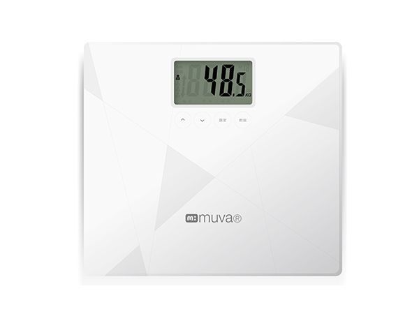 2吋超大螢幕顯示n6mm纖薄強化玻璃n中文介面n自動計算出BMI數值n可儲存4位使用者資料