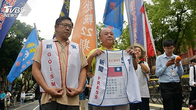 退役中將吳斯懷被國民黨列入不分區立委名單第4名，引發各界議論紛紛。(圖／TVBS)