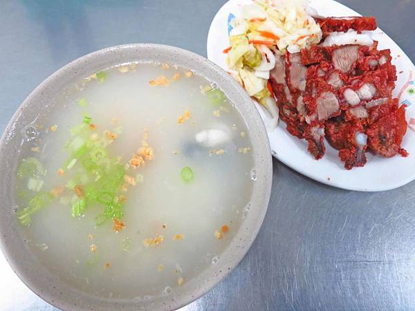 【台中美食】蚵仔粥-鮮美可口的蚵仔粥 【台中美食】蚵仔粥-鮮美可口的蚵仔粥