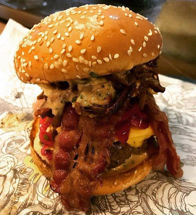 7 Burger Paling Enak Di Jakarta Yang Bakal Bikin Kamu Ketagihan