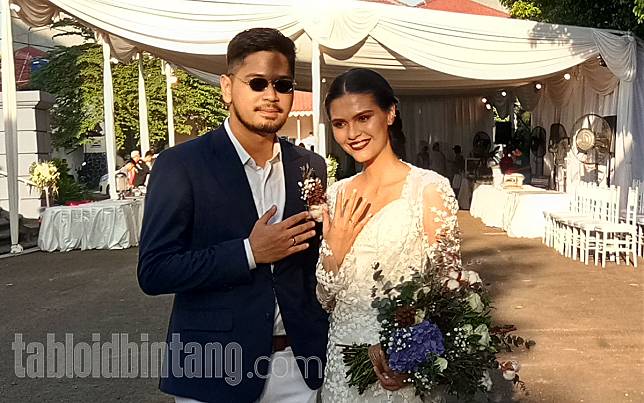 Petra Sihombing Segera Boyong Istri Pindah ke Rumah Baru