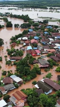 ผู้ประสบภัยน้ำท่วมวิภา สา