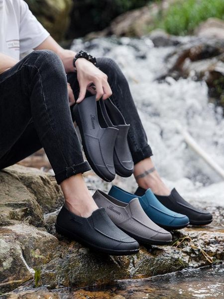 則享廚房水鞋男夏季低幫時尚短筒雨鞋防滑工作雨靴男洗車防水膠鞋 童趣