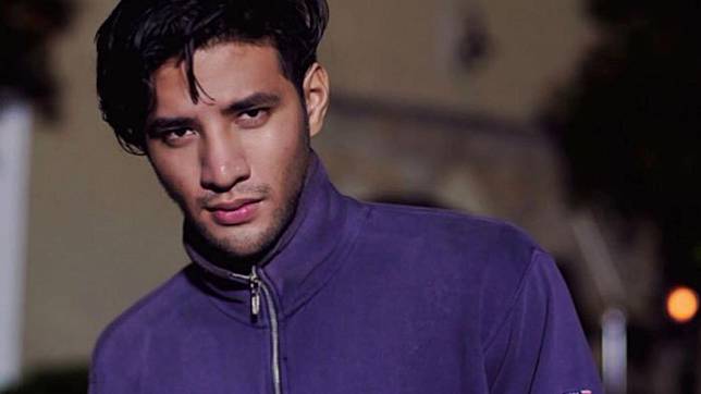 5 Aktor Indonesia Ini Tak Hanya Ganteng, Juga Taat Ibadah, No 5 Sayangnya Sudah Ada yang Punya!