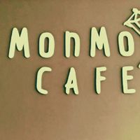 MonMo Cafe