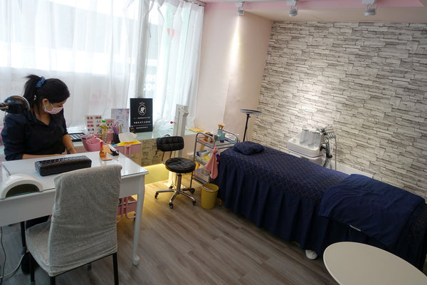 台北車站美甲推薦-Free Art Nail自由藝術美甲，北車平價專業凝膠美甲，日式凝膠美甲499起，手足保養及手部、足部凝膠美甲