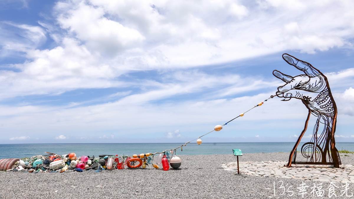 台東不只三仙台！洗版IG５美拍祕境：復古屋頂卡飛天公車、最美海景候車亭